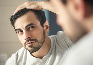 Haarausfall stoppen – für jede Form die passende Hilfe